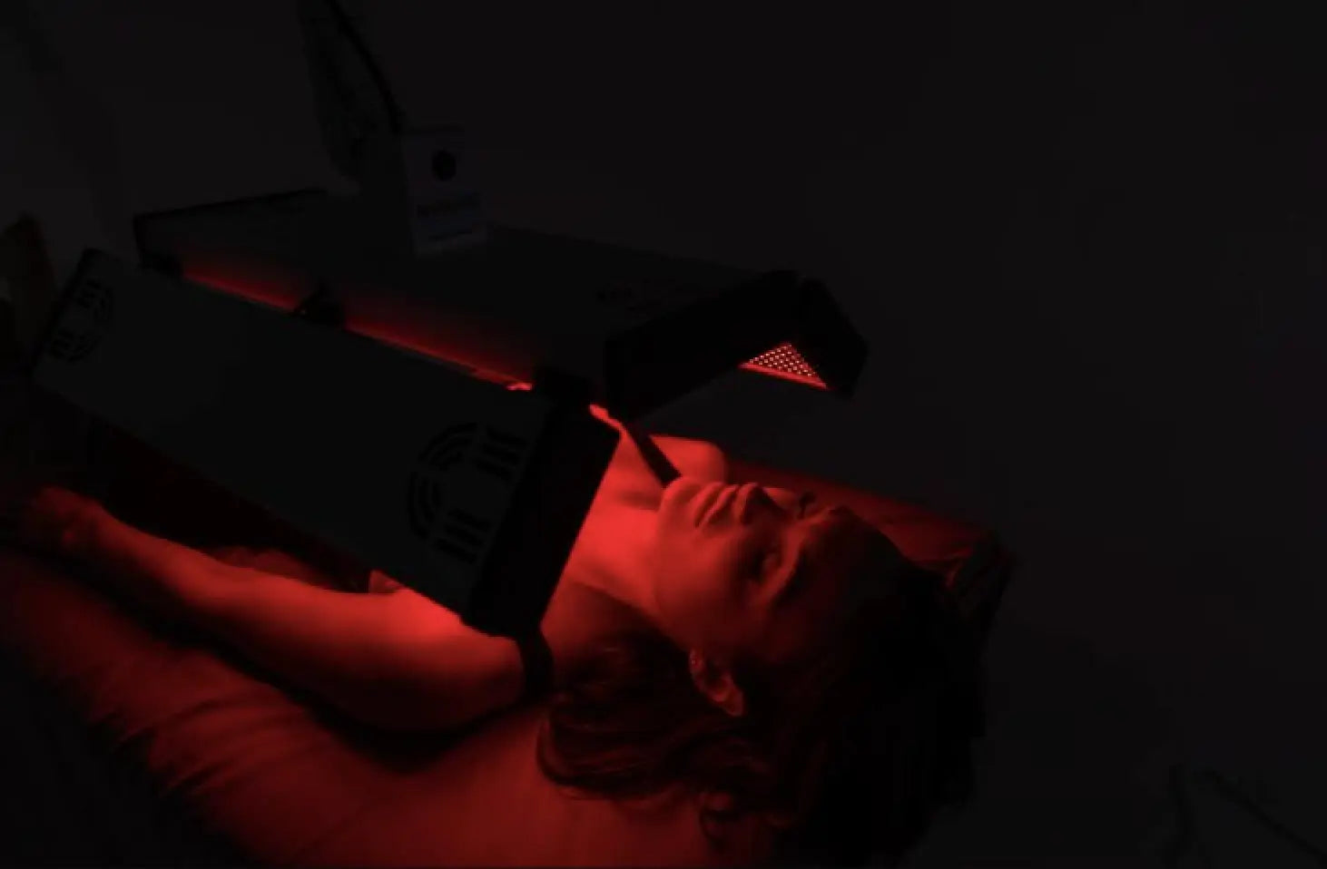 Unlock the Power of Recovery: How the Red Light Therapy Bag Transforms Muscle Wellness wondear